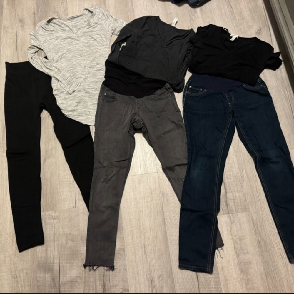 Maternity clothes